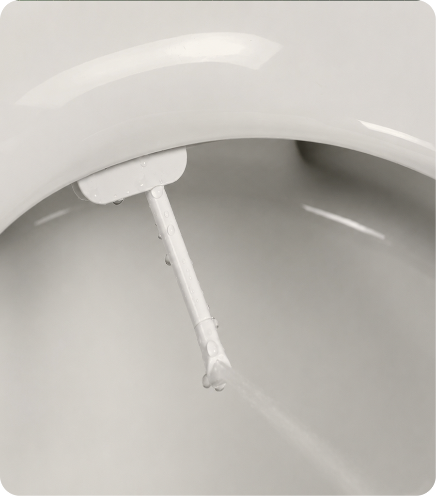 Self-cleaning nozzle with hygienic guard.